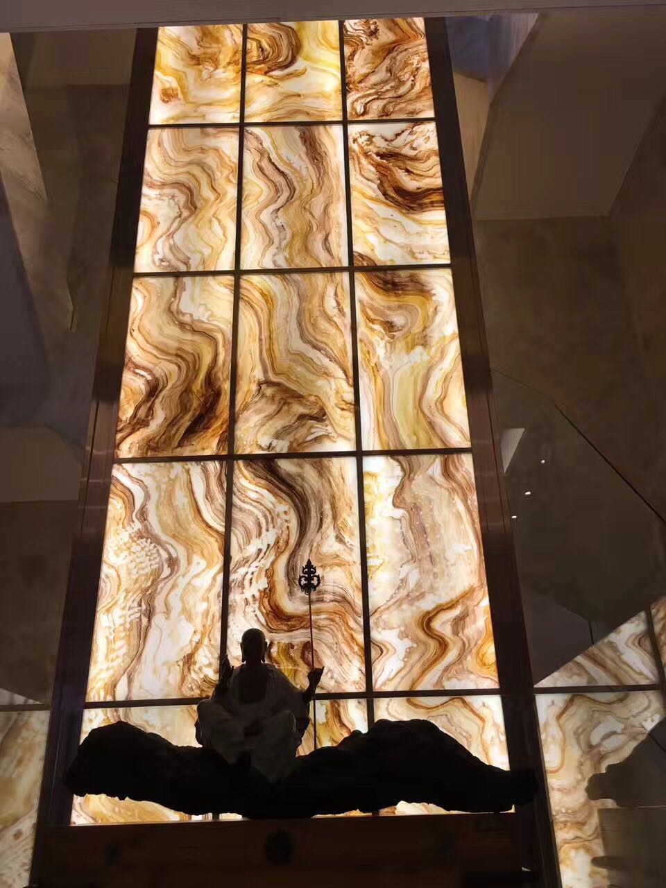 阳台变形记：透光云石屏风造景术